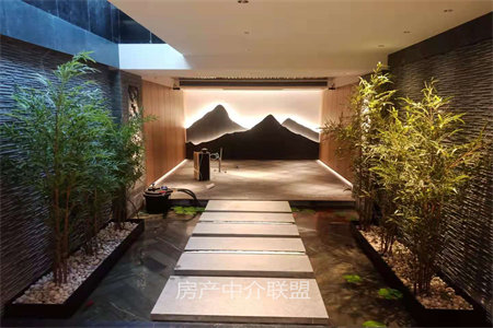 龙都新苑3室2厅1卫133.69㎡